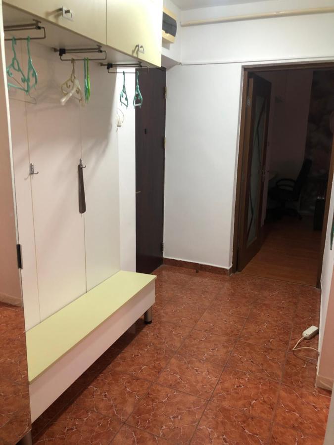 Apartament Magnolia, Piata Gorjului- Metrou Lägenhet Bukarest Exteriör bild